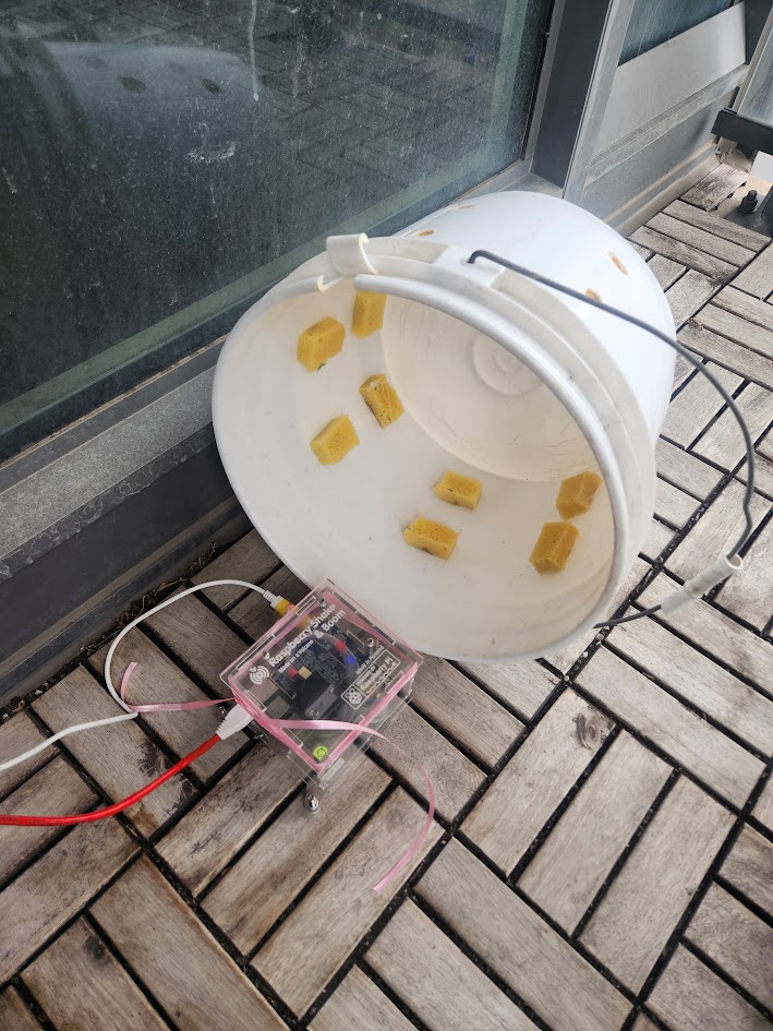 Raspberry Boom sensor with steel-wool-patched bucket